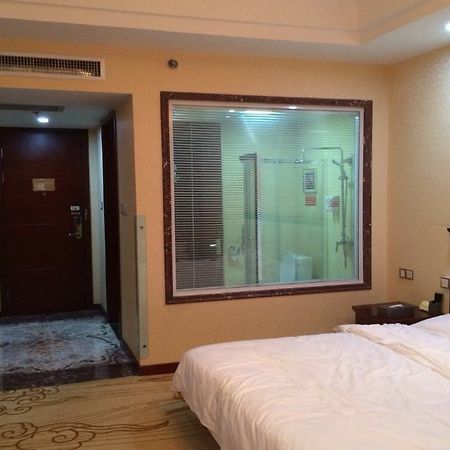 Weihai Happy Hot Spring Hotel Экстерьер фото